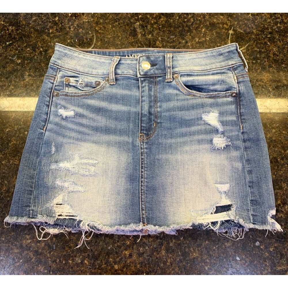 American Eagle Super Stretch Denim Miniskirt Distressed Medium Wash Size 2 - EUC